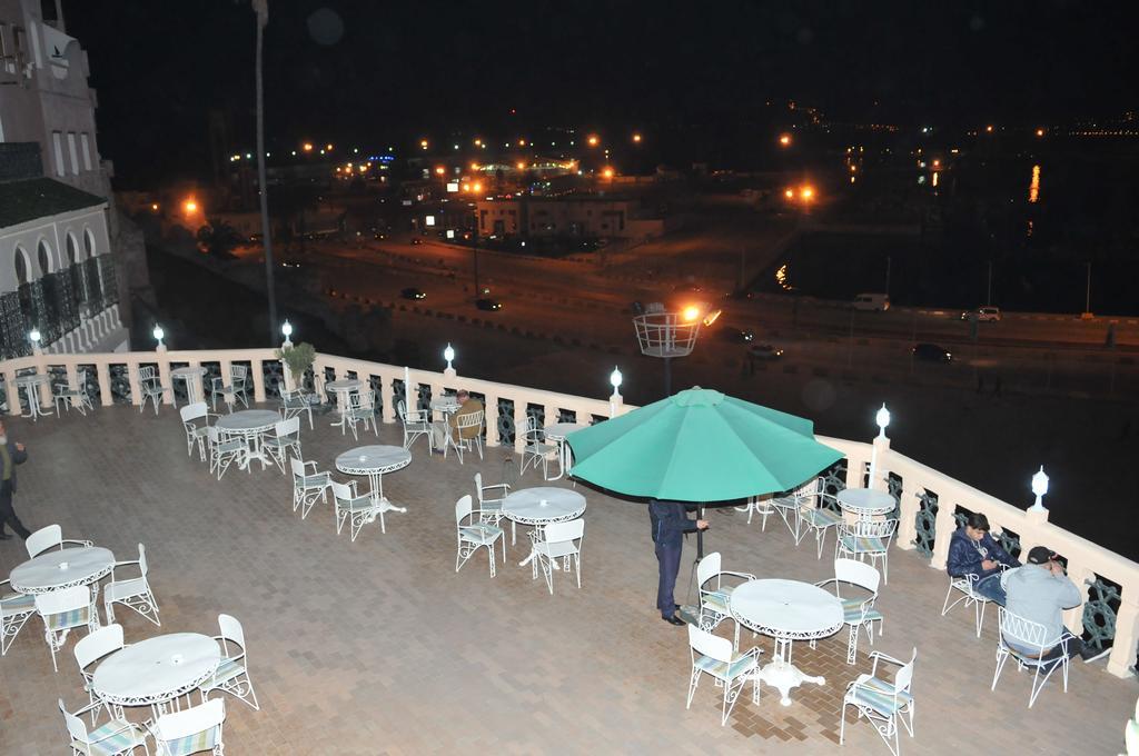 Hotel Continental Tangier Bagian luar foto