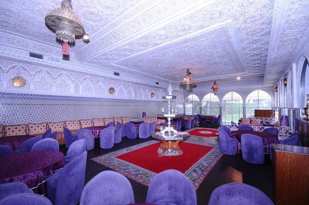 Hotel Continental Tangier Bagian luar foto